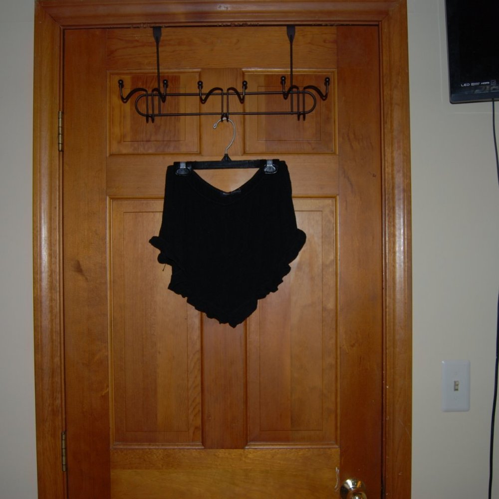 ‼️SOLD ON DEPOP‼️BRANDY MELVILLE RUFFLE SHORTS